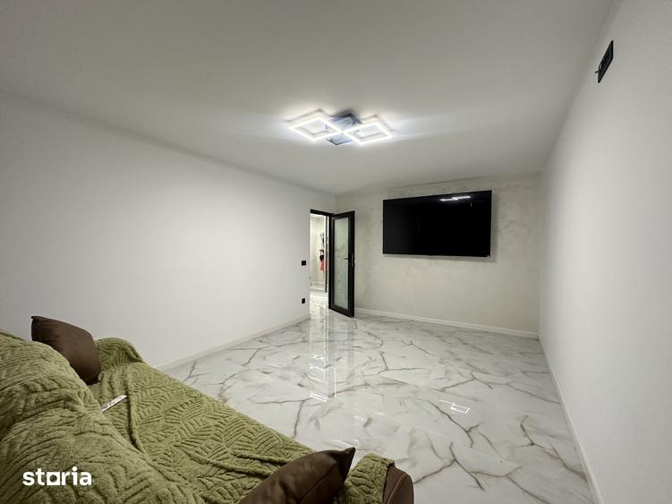 Apartament cu 2 camere în Micro 20