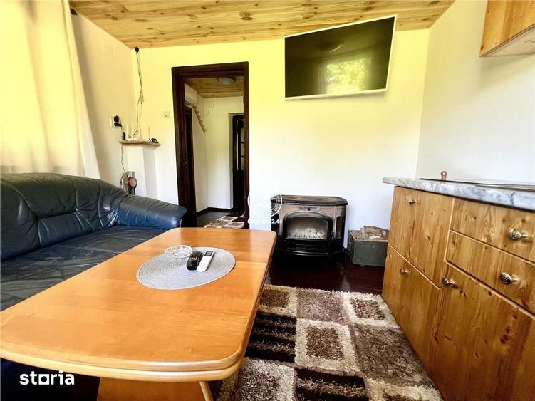 Casă cu 2 camere cu Teren 950 Mp în Probota
