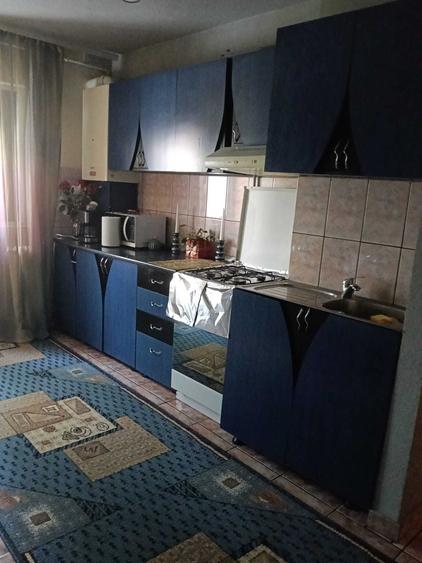 Apartament cu 2 camere decomandat în Exterior Vest