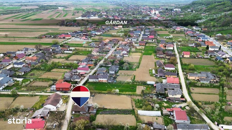 Casă cu 3 camere cu Teren 1361 Mp în Gârdani