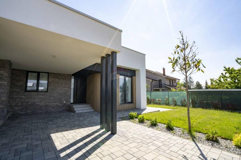 Duplex cu 4 camere cu Teren 400 Mp în Dealuri Oradea
