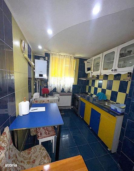 Apartament cu 2 camere semidecomandat, mobilat în Vest