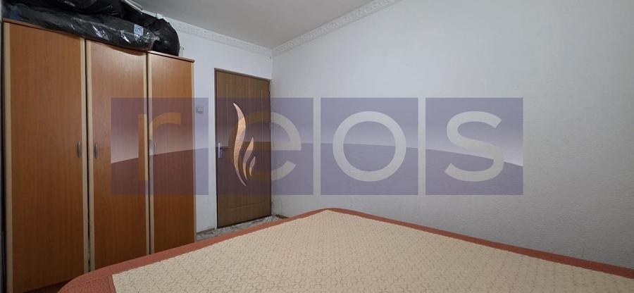 Apartament cu 4 camere semidecomandat, mobilat în Dristor