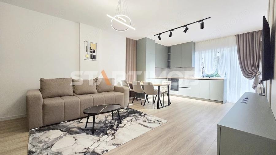 Apartament cu 2 camere decomandat în Tractorul