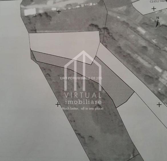 Teren agricol intravilan de 1717 mp, în Porumbacu de Jos