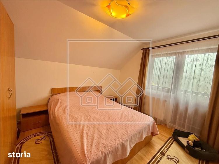 Casă cu 4 camere cu Teren 501 Mp în Sadu
