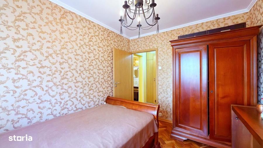Apartament cu 4 camere, mobilat în Moșilor