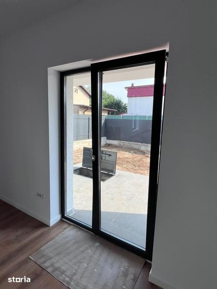 Casă cu 4 camere cu Teren 350 Mp în Vidra