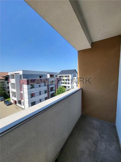 Apartament cu 5 camere în Central