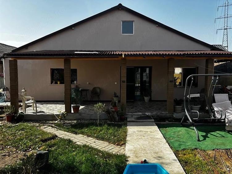 Casă individuală cu 5 camere cu Teren 336 Mp în Lascăr Catargiu