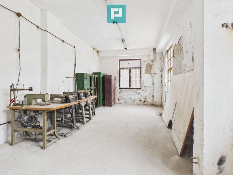 Spațiu industrial, de 132 mp, în Periam