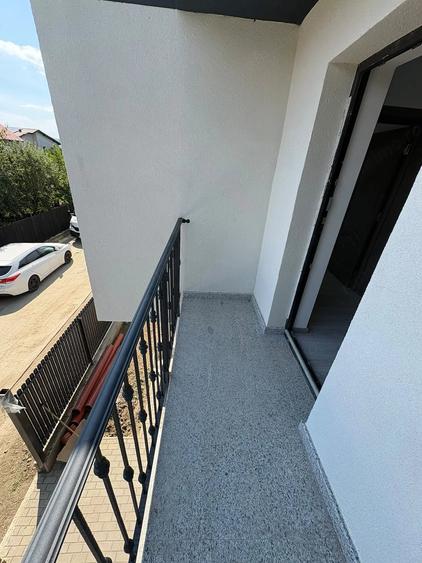 Casă cu 7 camere cu Teren 420 Mp în Șerbănești