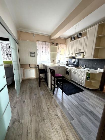 Apartament 3 camere de inchiriat, in zona Dealuri, Oradea - 1
