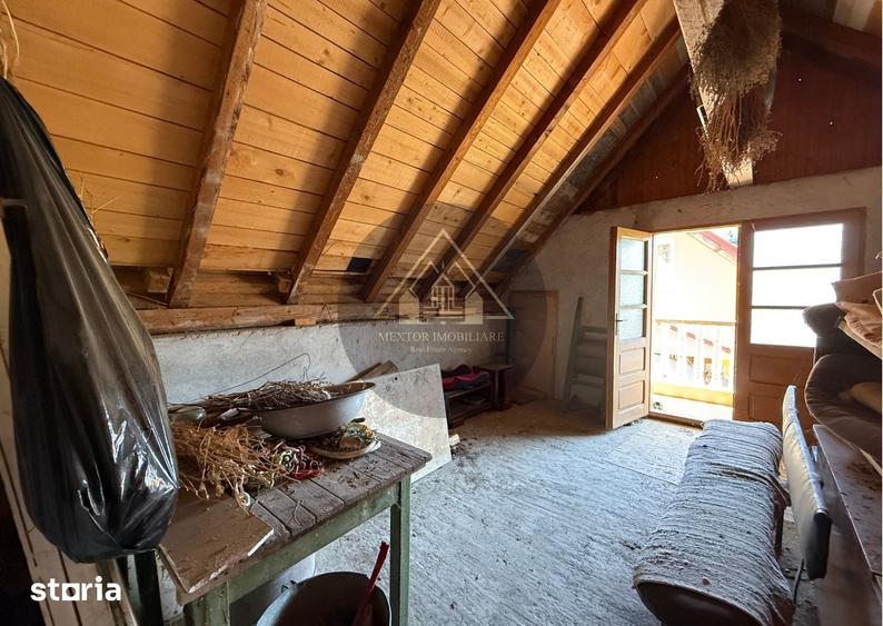 Casă cu 3 camere semidecomandat cu Teren 1002 Mp în Vitrometan