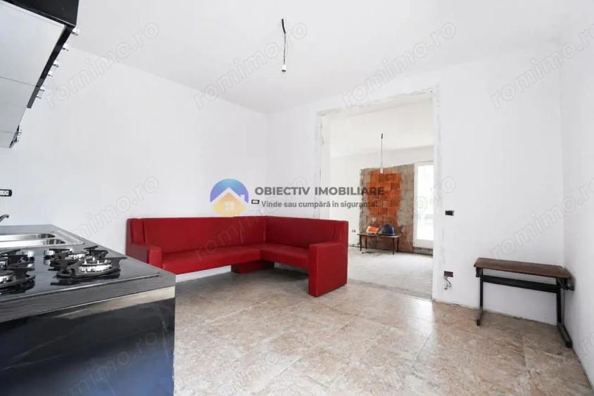 Casă cu Teren 1235 Mp în Rediu