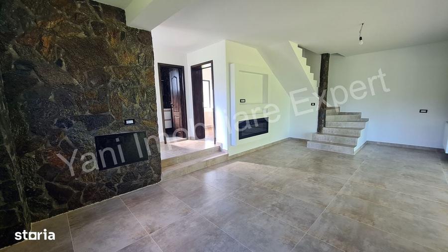 Casă cu 4 camere în Arefu