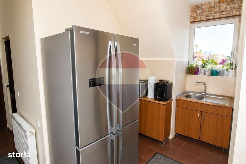 Apartament cu 3 camere în Centrul Civic