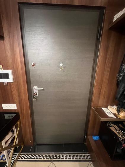 Vânzare Apartament cu 3 Camere | Finisaje Premium & Design Versace | Mobilat - 4
