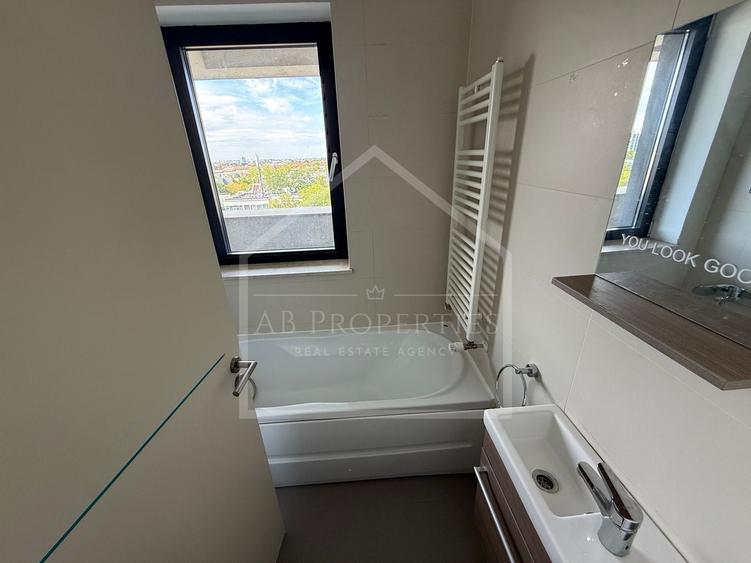 Apartament cu 3 camere decomandat, mobilat în Aviației