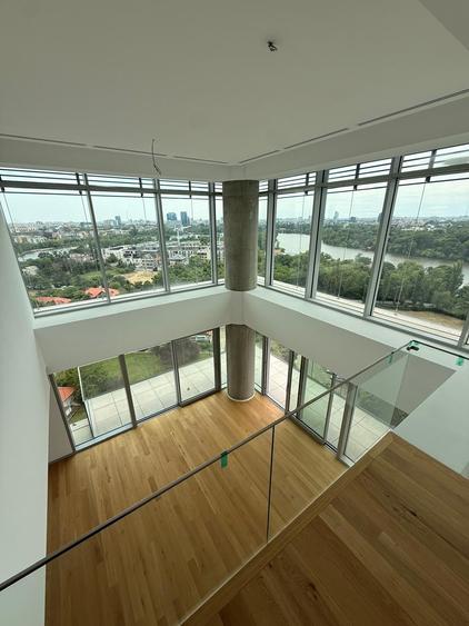 Apartament cu 4 camere în Floreasca
