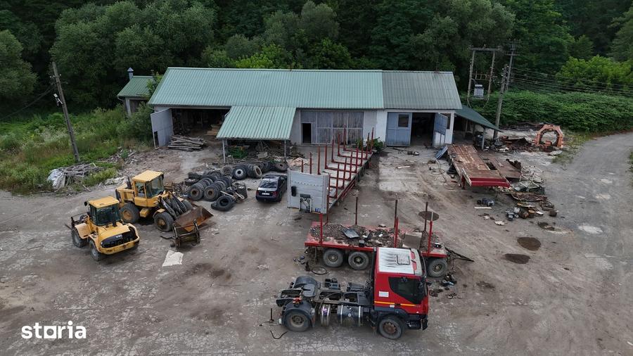 Spațiu comercial, de 25,000 mp, în Vârfurile
