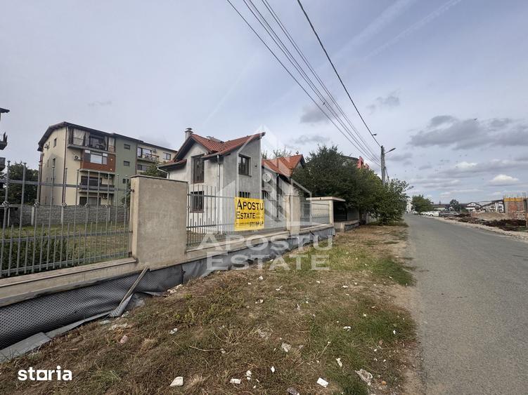 Casă cu 6 camere cu Teren 1034 Mp în Girocului