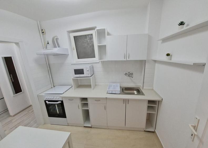 Apartament cu 2 camere semidecomandat, mobilat în Grivița