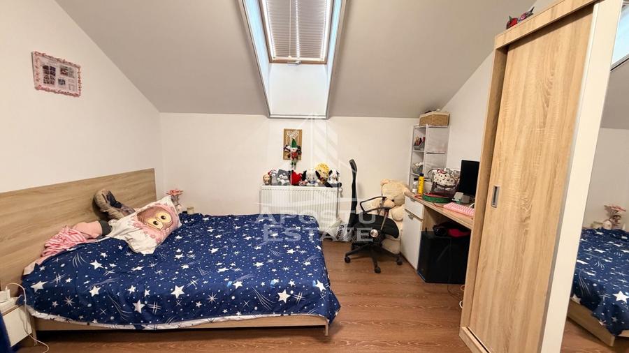 Apartament cu 3 camere decomandat, mobilat în Telegrafului