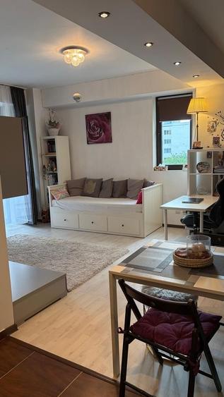 Apartament cu 2 camere decomandat, mobilat în Vatra Luminoasă