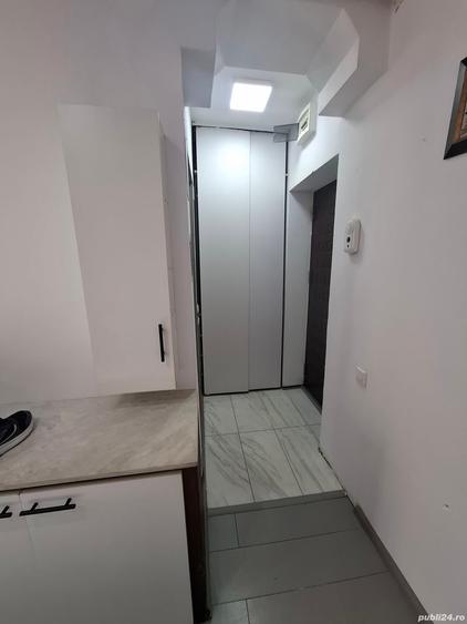 Apartament cu 2 camere semidecomandat în Hunedoara