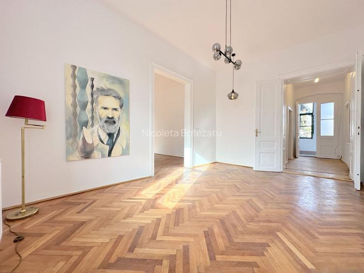 Apartament 3 camere, renovat – Bălcescu