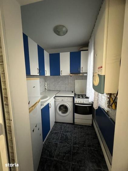 Apartament cu 2 camere semidecomandat, mobilat în Brătianu