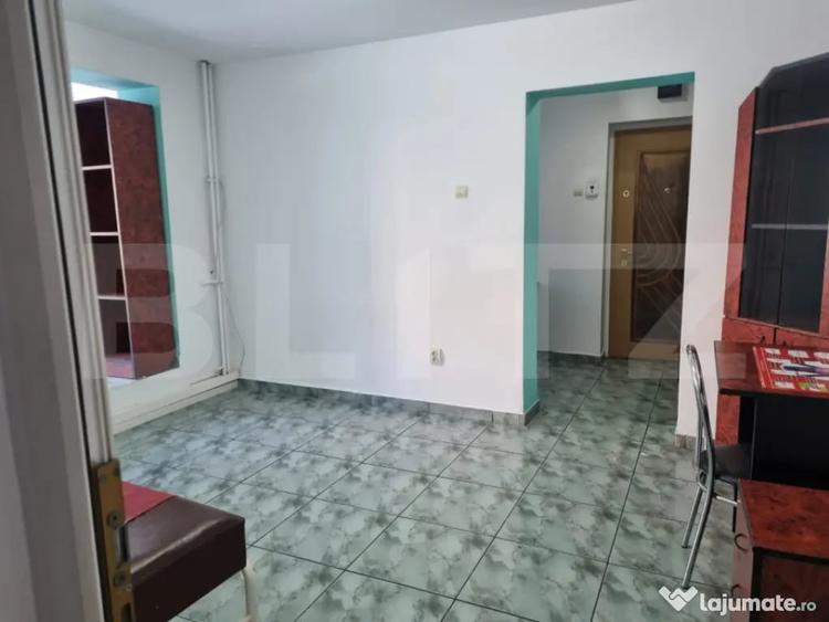 Apartament cu 2 camere decomandat în Decebal