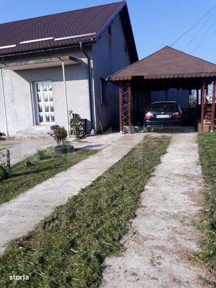 Casă cu 3 camere în Iezureni