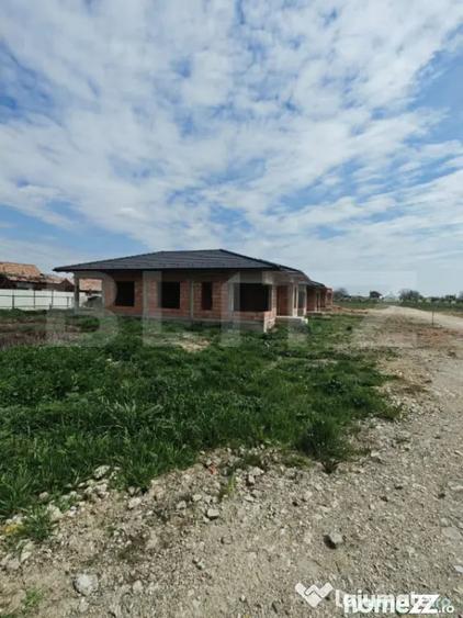 Casă cu 4 camere cu Teren 530 Mp în Mihai Viteazu