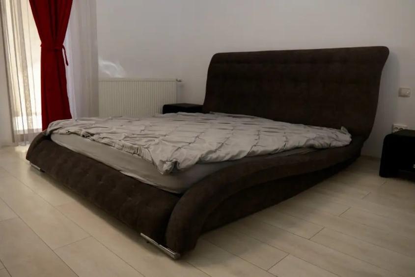 Casă cu 5 camere în Sânpetru