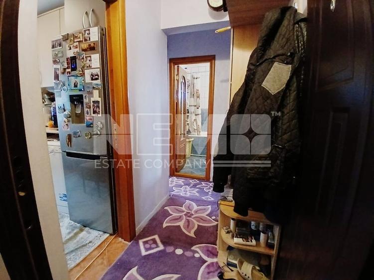 Apartament cu 5 camere decomandat, mobilat în Obcini