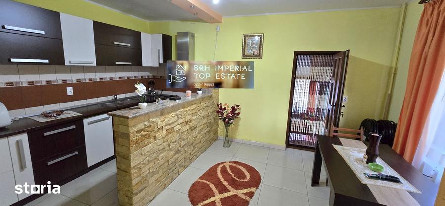 Casă cu 7 camere cu Teren 308 Mp în Agigea
