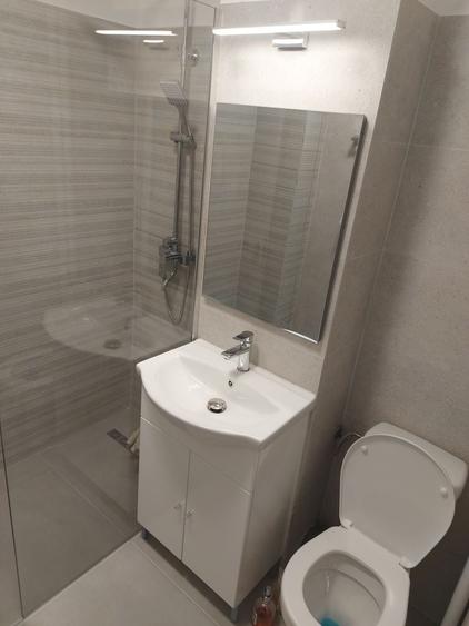 Garsonieră decomandată în Central