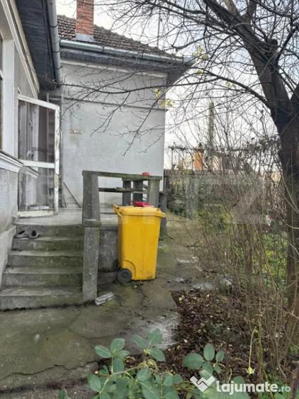 Casă cu 3 camere cu Teren 310 Mp în Central