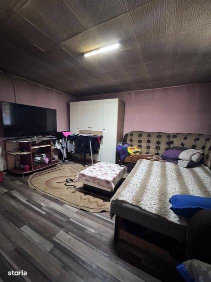 Casă cu 4 camere în Buzd
