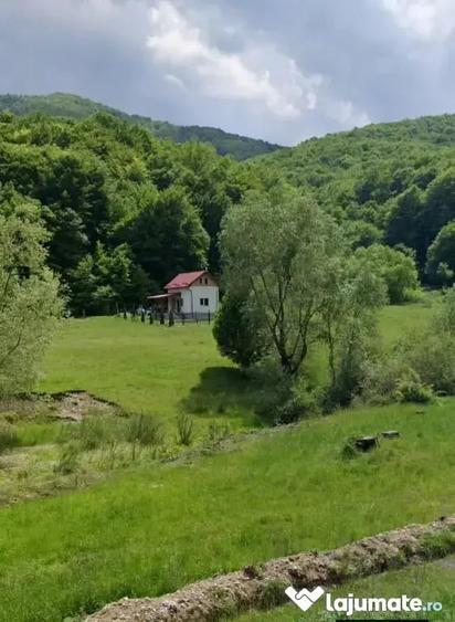 Teren de 421 mp, în Măieruș