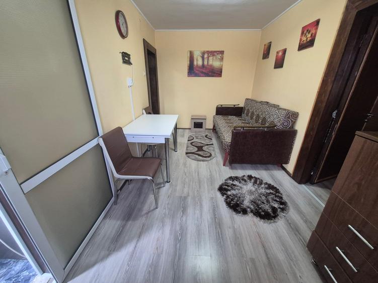 Apartament cu 2 camere decomandat în Tătărași