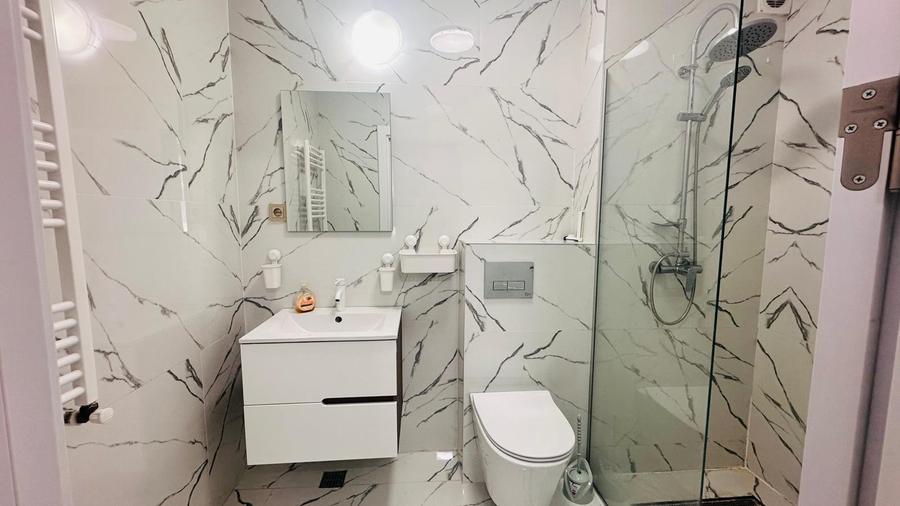 Duplex cu 5 camere cu Canalizare în Otopeni