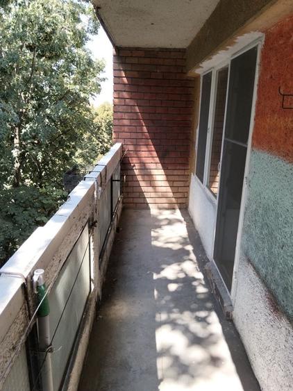 Apartament cu 3 camere decomandat în Malul Mureșului