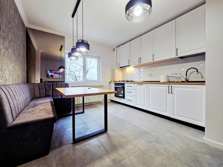 Apartament cu 2 camere decomandat, mobilat în Vitan Mall