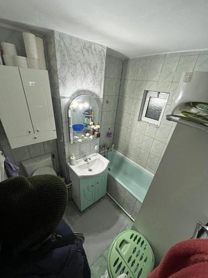 Vand apartament 2 camere - Brosteni - 3