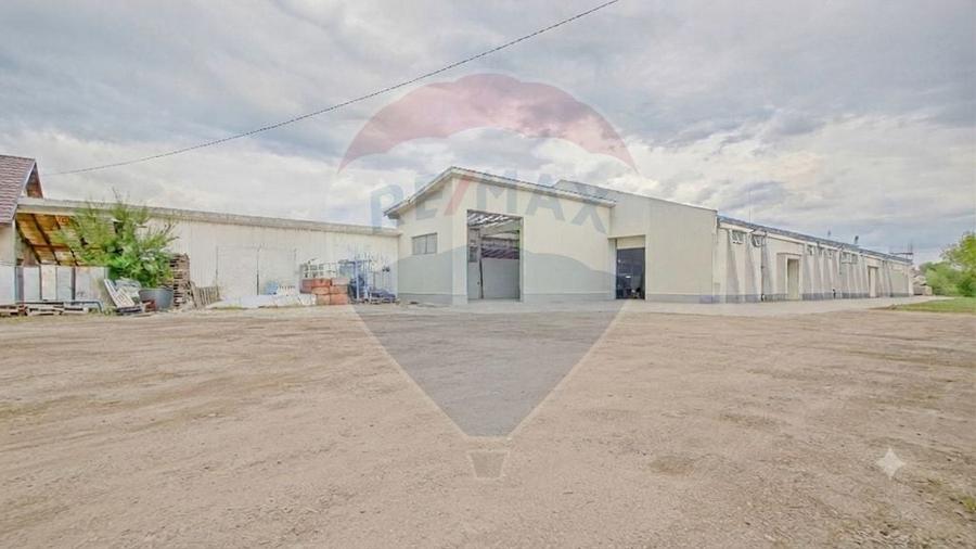 Spațiu comercial, de 1,716 mp, în Central