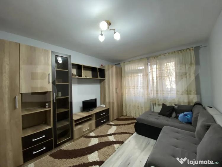 Apartament cu 2 camere semidecomandat în Decebal