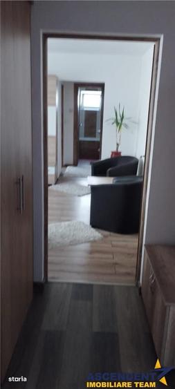 Apartament cu 2 camere în Simeria